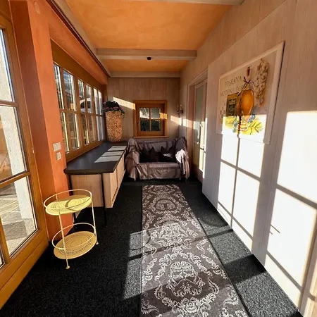 Marianne Apartment *